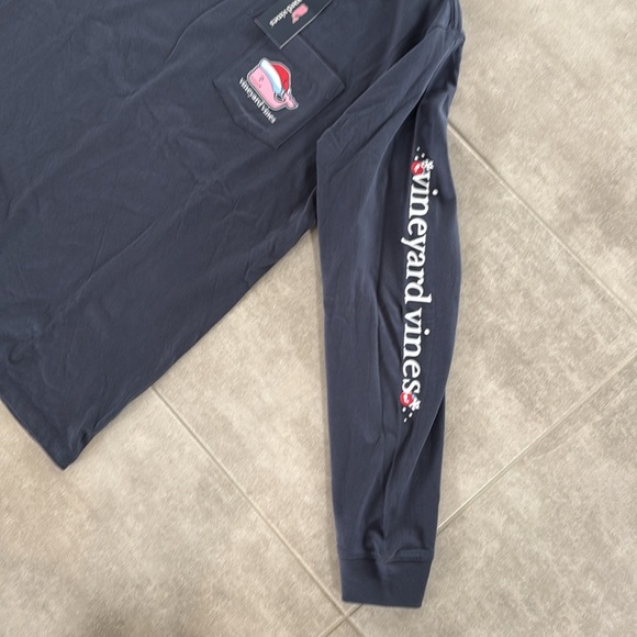 NWT Vineyard Vines Happy Holidays Christmas Tree Blue Blazer Pocket Tee - M - Picture 10 of 10